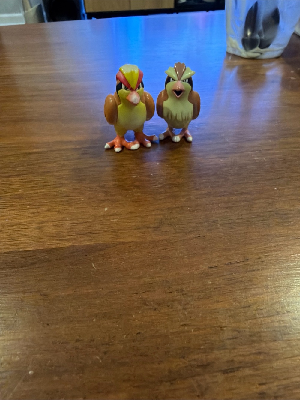 Pokemon Pidgey & Pidgeotto Brown Yellow Figure Set